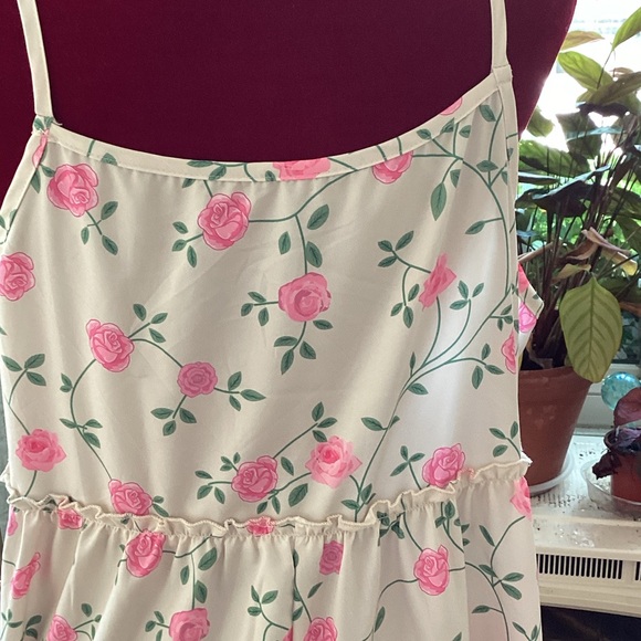 Floral Spaghetti Strap Maxi Dress - Picture 7 of 9